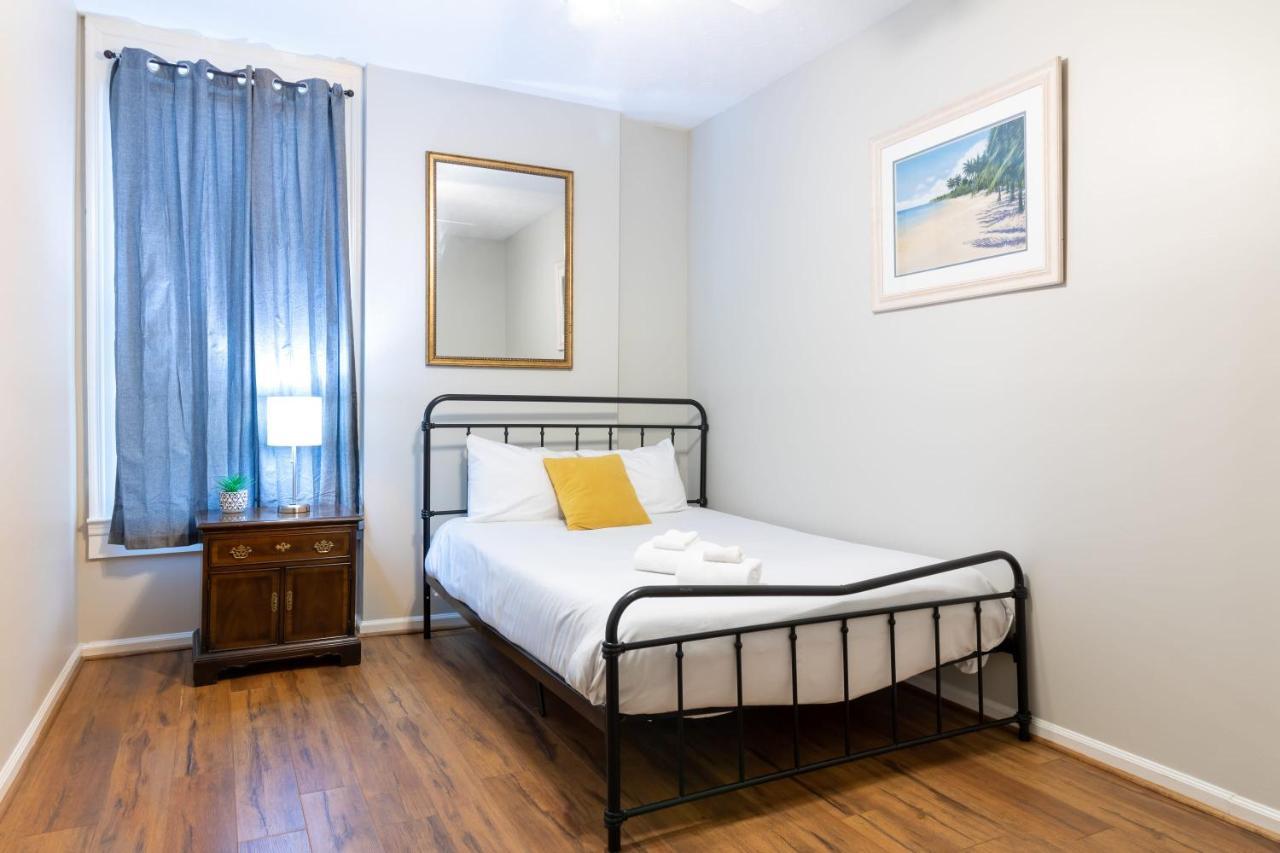 Sunny Sweetheart-Front Apartment Near Riverwalk Колумбус Екстер'єр фото