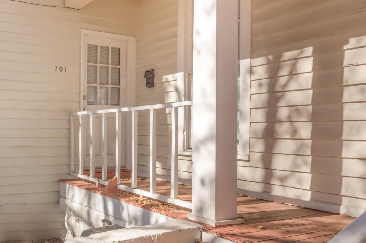 Sunny Sweetheart-Front Apartment Near Riverwalk Колумбус Екстер'єр фото